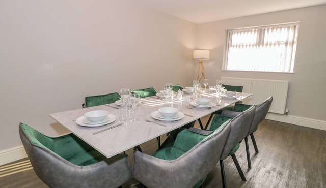 BWTHYN Y MOR, pet friendly, country holiday cottage in Tal-Y-Bont