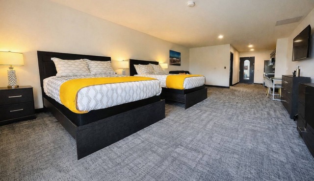 By Cedar Point SportsForce ADA Compliant Sleeps 6