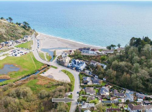 By The Beach- Uk31201