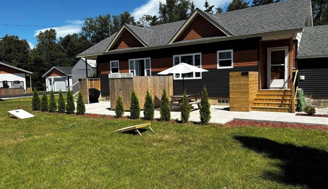 By the Beach - Unit BnBeautiful Beachside Retreat