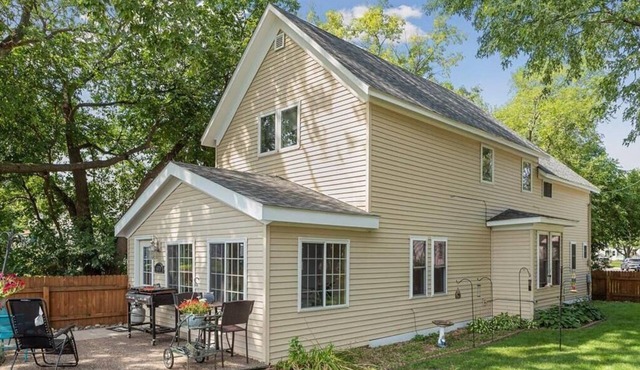 By the Lake. Close to Shoreview, Stillwater, Grant, Mahtomedi