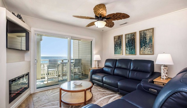 By The Ocean Blue: Oceanfront Luxury on Caswell Beach with Community Pool