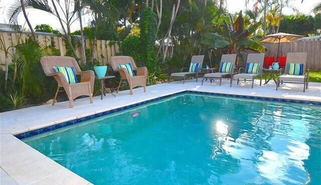BY THE SEA VACATION VILLAS 4 BED PRIVATE POOL/BEACH NEAR-LBTS gated community