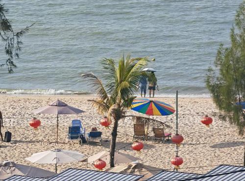 By The Sea Fully Seaview all rooms Beach front