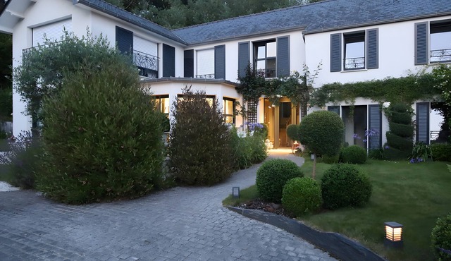 By the Water – Guest Room