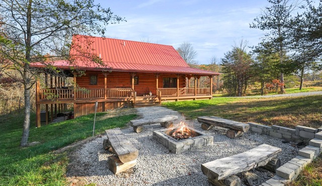 Byers Haven | Hocking Hills, Luxury 5BR, Hot Tub