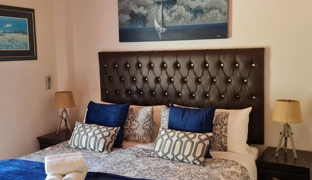 Byron House - Apartment 2