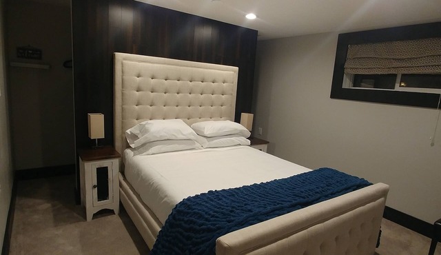 BYU AND UVU , CLEAN, QUIET, GREAT FOR COUPLES