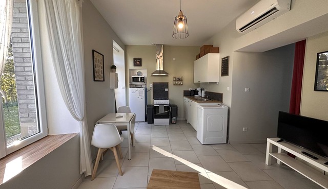 Côté Jardin" self-catering cottage, Contrexéville spa resort