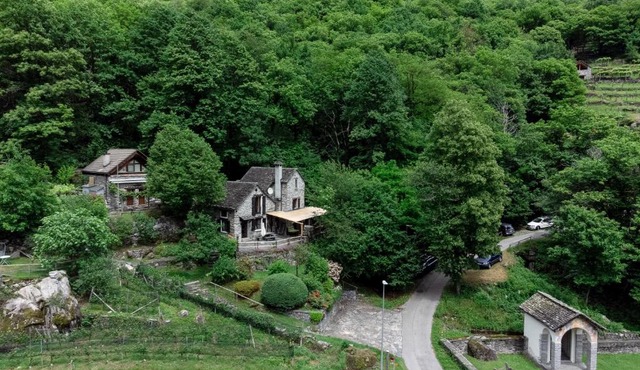 Cà dal Bosc e Cà sgrüscia