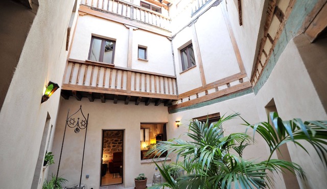 Céntrico impresionante apartamento con patio privado