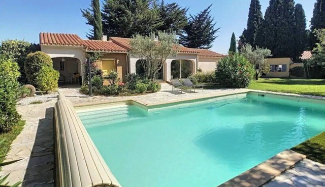 Céret Cottage With A/C in 2000m² Garden, Heated Pool & Fast Internet in Ceret