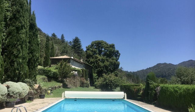 Cévennes, magnificent house, large swimming pool, nature, superb view