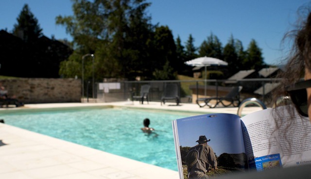 Cévenol gîte for 6/8 people with swimming pool at Barre des Cévennes in Lozère