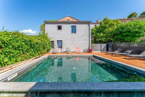 Côté cour - 11 personnes