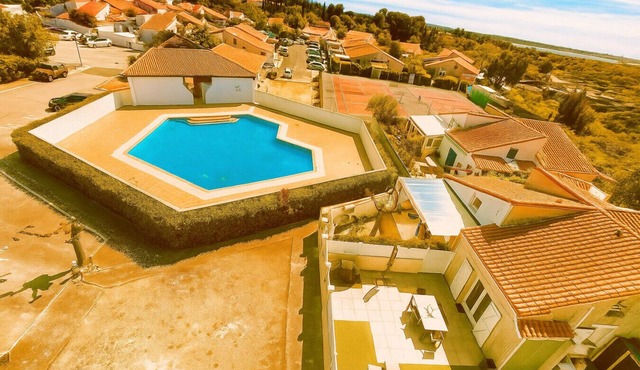 Côté Sud - Swimming pool, BBQ and CLIM