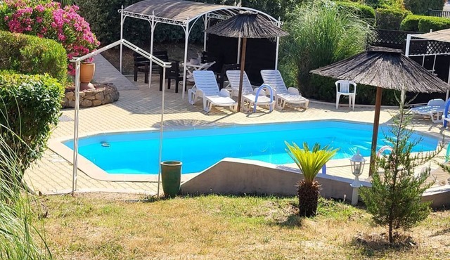 Côte azur Gite les Lavandes 2 pers :20euros par jour 1personne supplémentaire