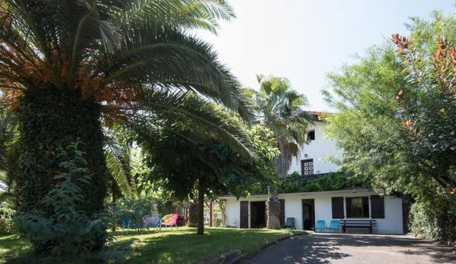 CÖTE-BASQUE-DANS-VILLA-BEDAT