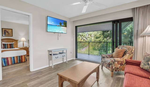 C-224 - End Unit with Private Views & Sleeps 6