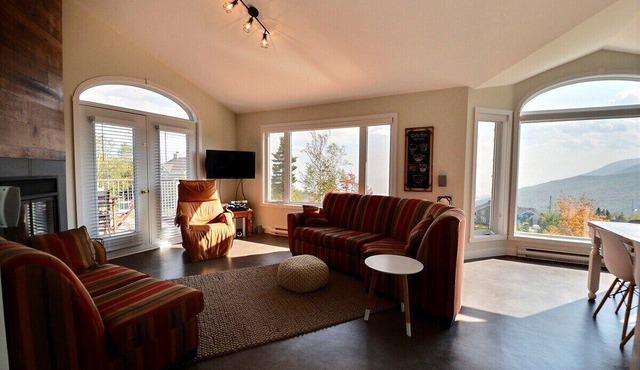 Condo 63: Fireplace, Views & Terrace - Top Floor