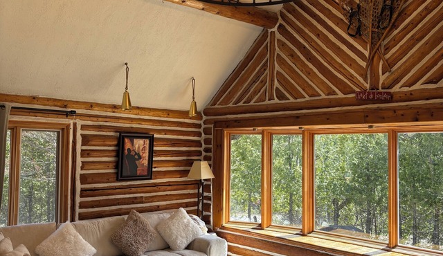 🌲Chalet Spa & Sauna Getaway in Luarentide– Sainte-Lucie 🌲 Val-David, Val-Morin