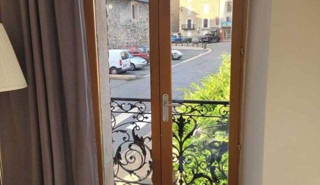 C'est dans notre Cocoon face au coeur du Village de formiguere.