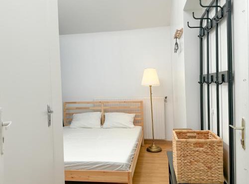 C'est La Vie Korean Minbak PARIS