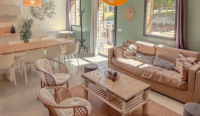 Country cottage with pool #1