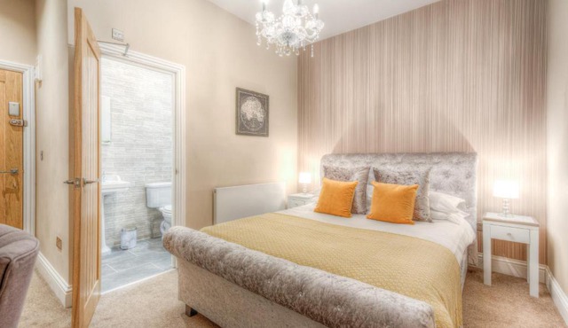 C L O S E D - George Wright Boutique Hotel - C L O S E D