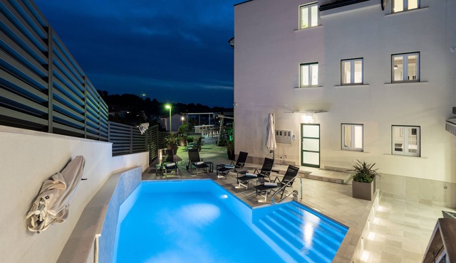 (C1) Premium apartment