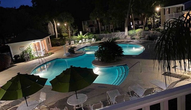 C2 Pet-friendly, 1 BR, 1 BA, sleeps 5