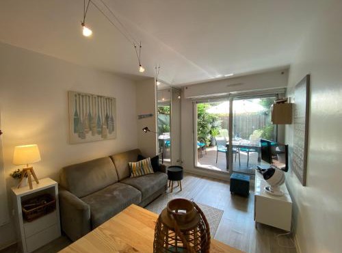 C208 Studio Cabine avec Terrasse proche Plage