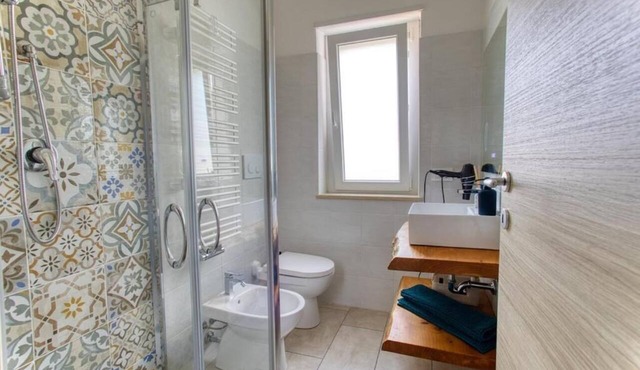 Calabria – Vacation Home with a Garden, Ocean View, and Close to the Beach Near Tropea and Pizzo in Località Punta Safò Briatico