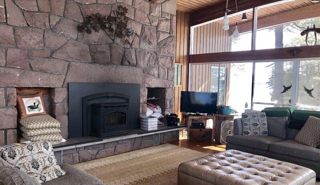 Island Paradise at Totem Point on Tar Island in the 1000 Islands