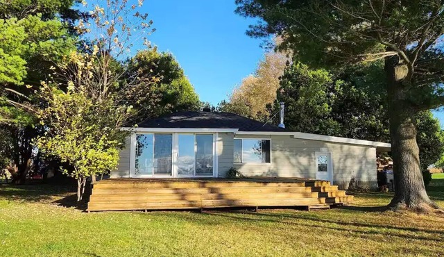 Le Petit Sunset Cottage au Bord du Lac