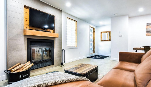 Charmant Chalet Dans les Laurentides le no9 Détendez-vous au Chalet Avec spa
