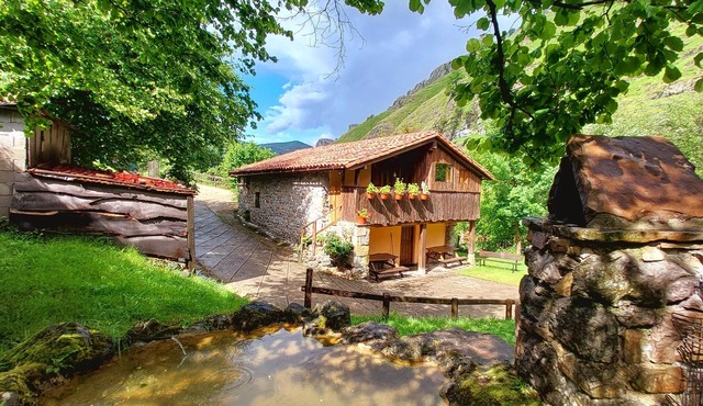 Cabaña Pasiega LA Hirriria