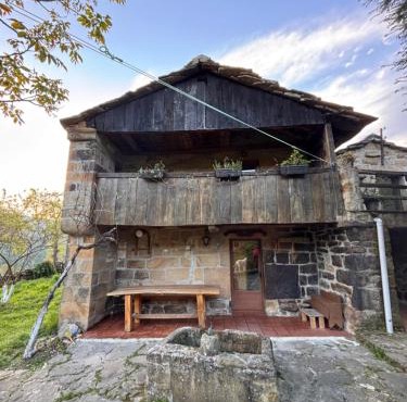 Cabaña Pasiega Lo Macario