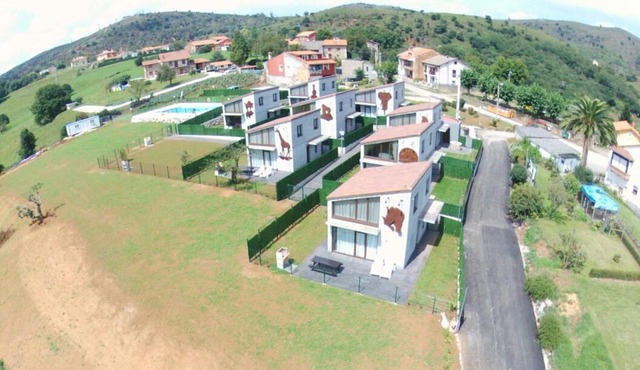 Cabañas La Senda de los elefantes Cabárceno