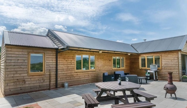 Caban Cwm Hedd in the beautiful Bassaleg