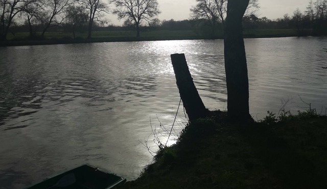 Cabanon de Charme les Pieds Dans L'eau !