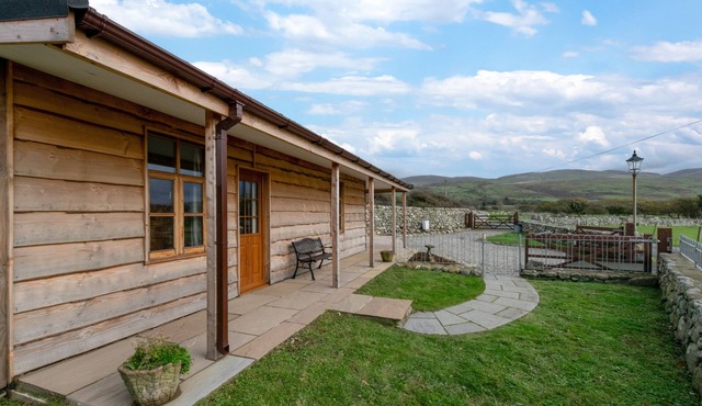 Caban y Gader - Cader Queen