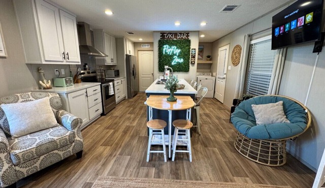 Cabana Banana Cottage