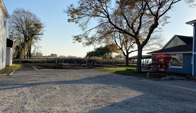 Cabana Bay Fish Camp, Lake St. Clair- Minutes to Anchor Bay
