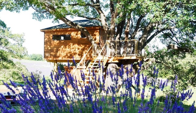 CABANA IN A TREE "7th heaven"