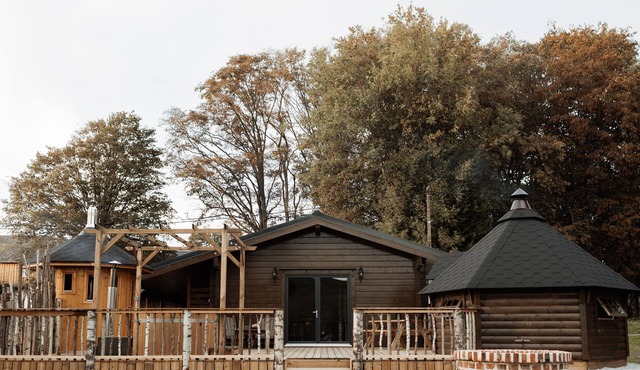 Cabane à l'Ombre des Charmes