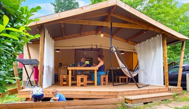 Cabane 4 étoiles - Piscine - ccbbgd0