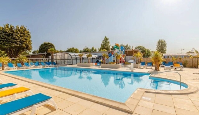 Cabane 4 étoiles - Parc aquatique - ccbbhah