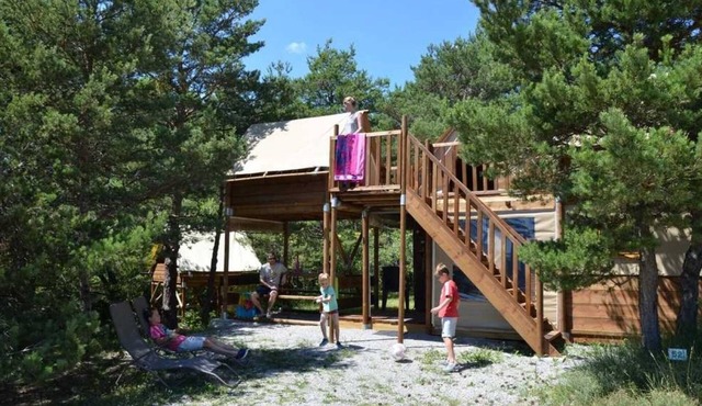 Cabane 4 étoiles - Piscine - ccbacgh