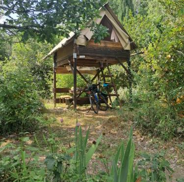 Cabane au bord du Canal du Midi